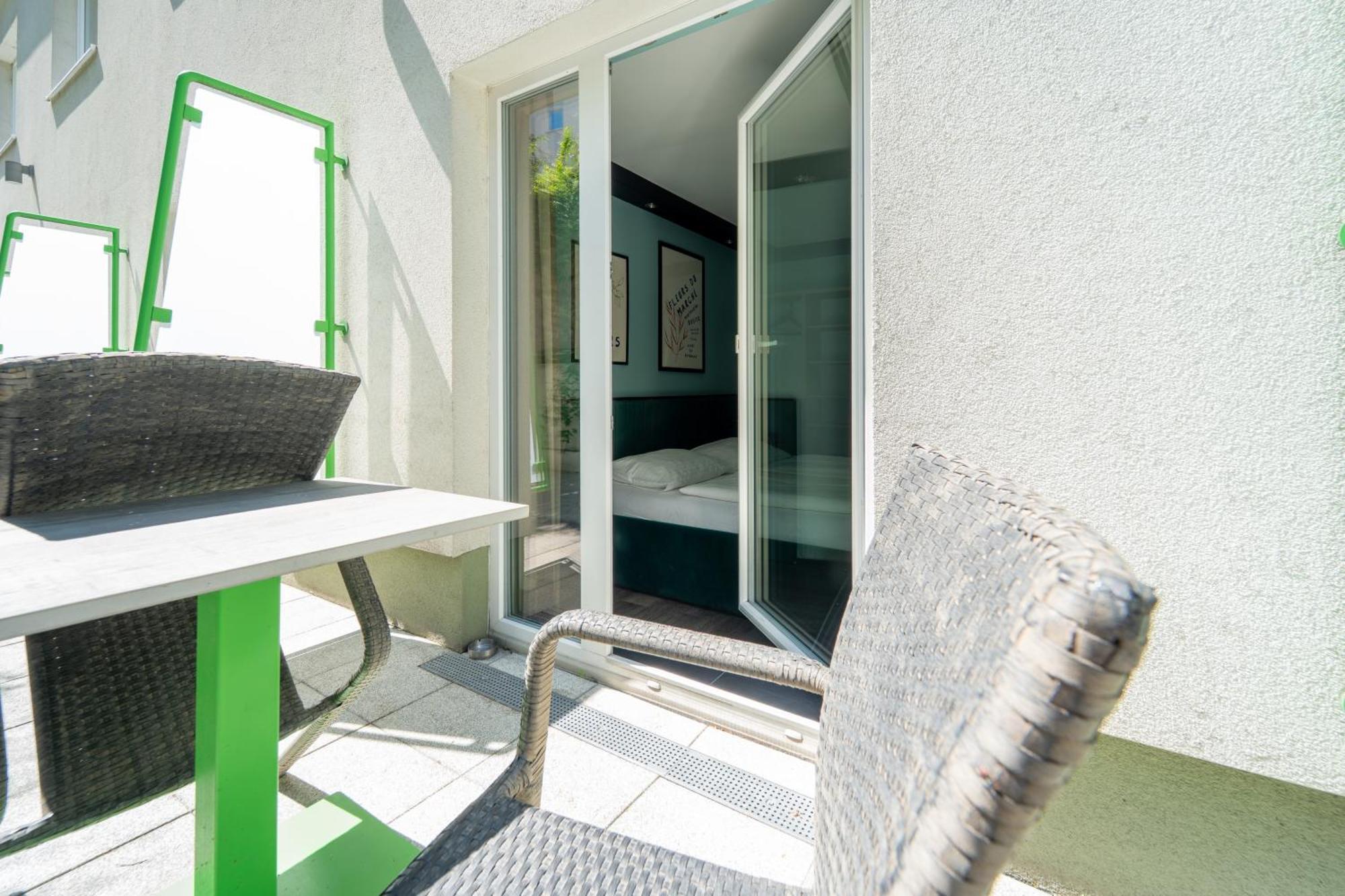 Design & Budget Schoenbrunn Wien